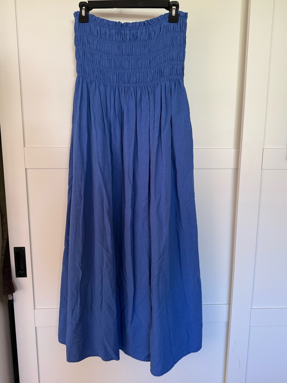 Women’s Strapless Dress